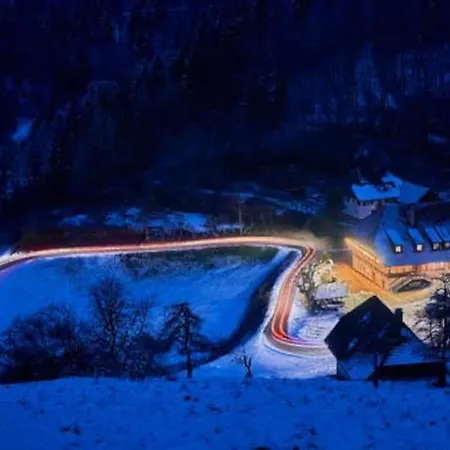 Loft Mit Whirlpool & Fass-sauna Im Schwarzwald Apartamento *